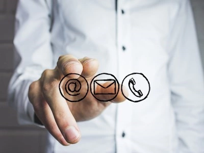 Kontakt os
Er du borger, og handler din henvendelse om evt. biologisk materiale fra dig, bedes du kontakte os via din digitale postkasse.
Tryk på dette link for at skrive direkte til Danmarks Nationale Biobank fra Digital Post. Husk at have dit MitID klar.
Du kan også skrive digital post til DNB ved at logge på borger.dk, e-Boks.dk, Digital Post-appen eller mit.dk. Søg efter Statens Serum Institut under "Modtagere" og vælg derefter Danmarks Nationale Biobank.
Er du fritaget for digital post, kan du sende et papirbrev til nedenstående adresse. 
Andre henvendelser til Danmarks Nationale Biobank kan ske på:
E-mail: mail@nationalbiobank.dk
Tlf.: 51226605  Telefontid er fra 09:30 til 14:00
Adresse
Danmarks Nationale Biobank
Statens Serum Institut
Artillerivej 5
DK-2300 København S