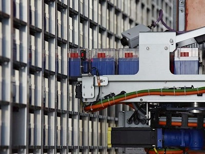 Prøvetyper som serum, plasma, buffy coat, fuldblod og DNA kan opbevares i vores automatiserede frysesystemer. Alle prøver registreres elektronisk i vores database og kan fremfindes hurtigt og effektivt.